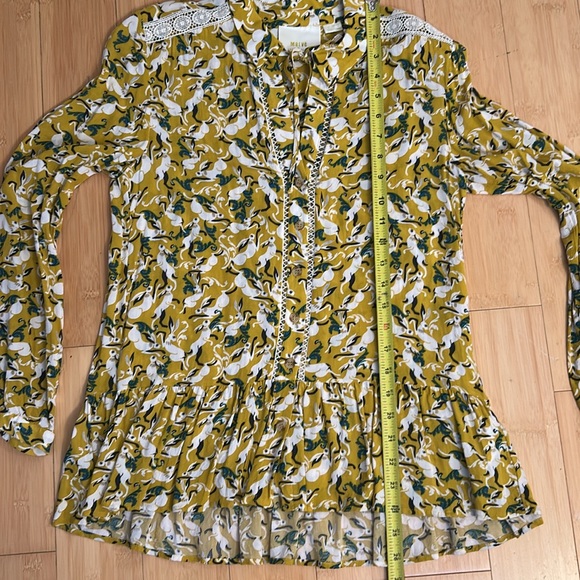 Anthropologie Maeve Janie Flounced Peasant Blouse Rabbit Print Women’s 2 - Picture 9 of 10